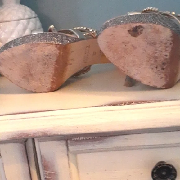 Guess by Marciano Leather & Rhinestone strappy sandals ❤️ - Picture 6 of 12